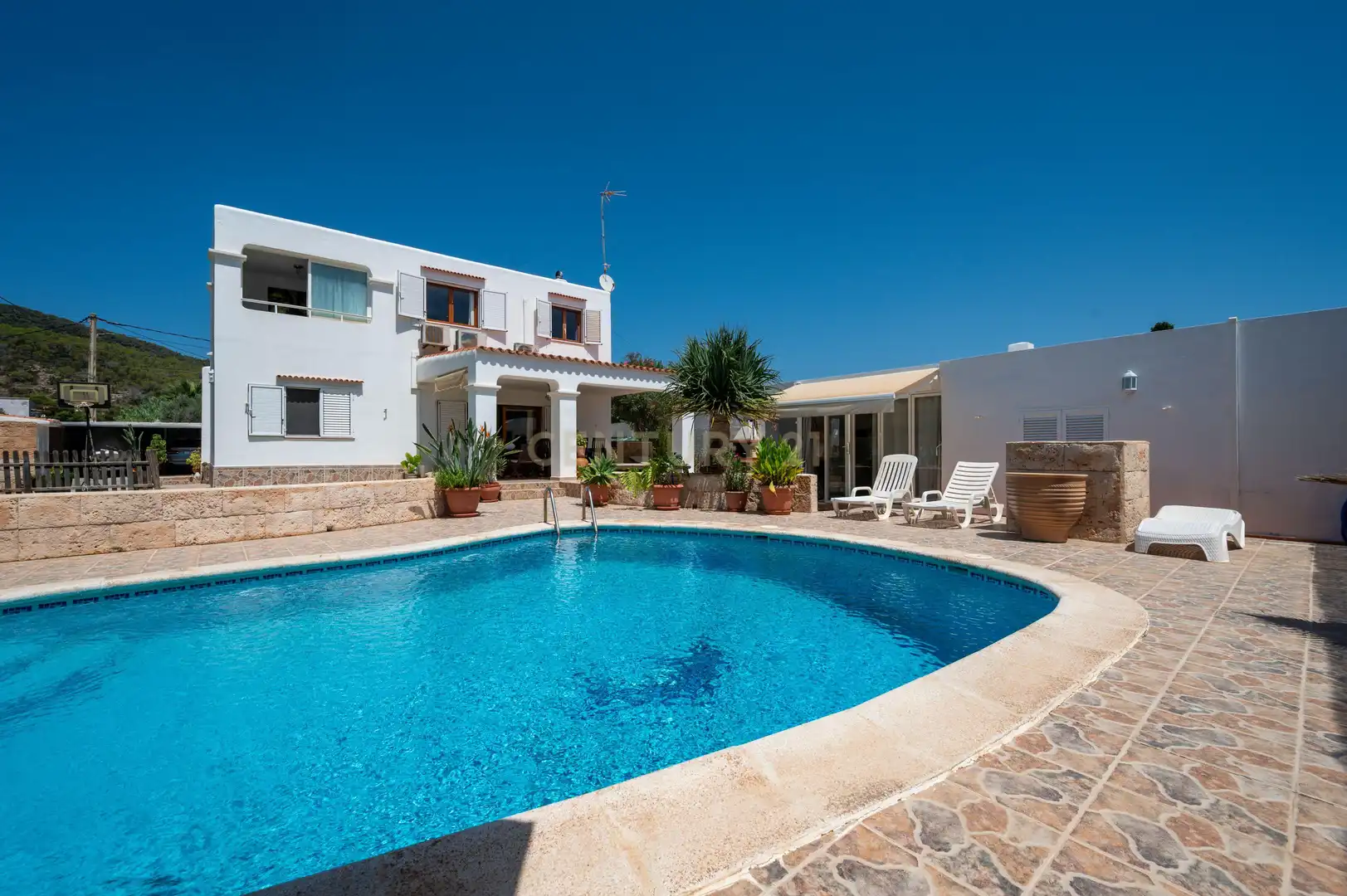 Casa con terrazza in vendita a Sant Josep