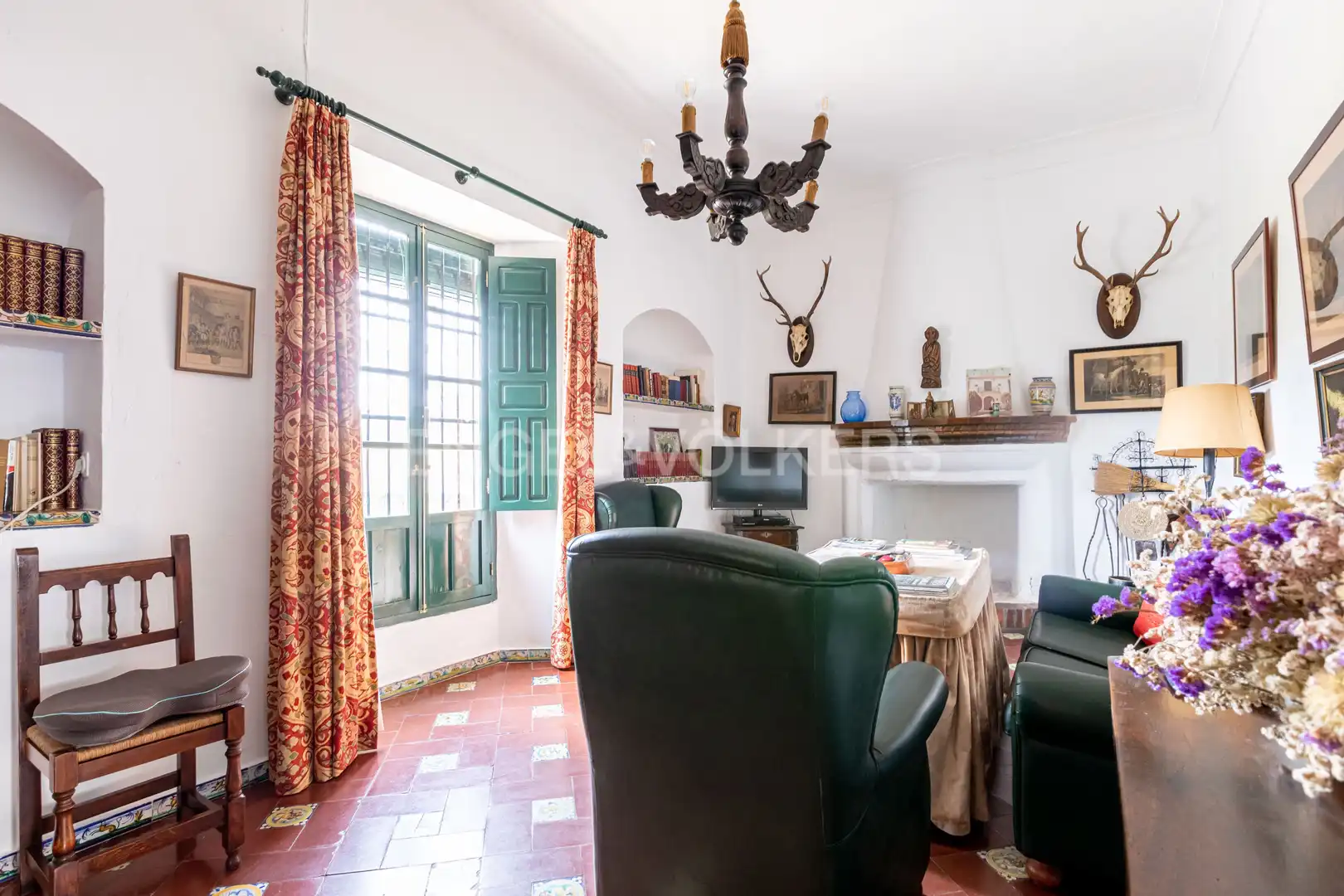 Sala de estar de Casa o chalet en venta en La Puebla de Cazalla con Calefacción, Jardín privado y Terraza