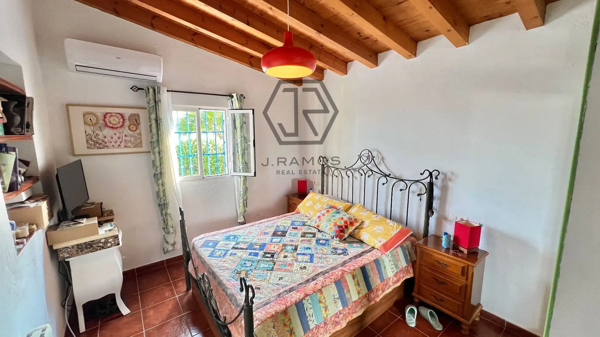 Houses for rent in de la axarquia, Almáchar