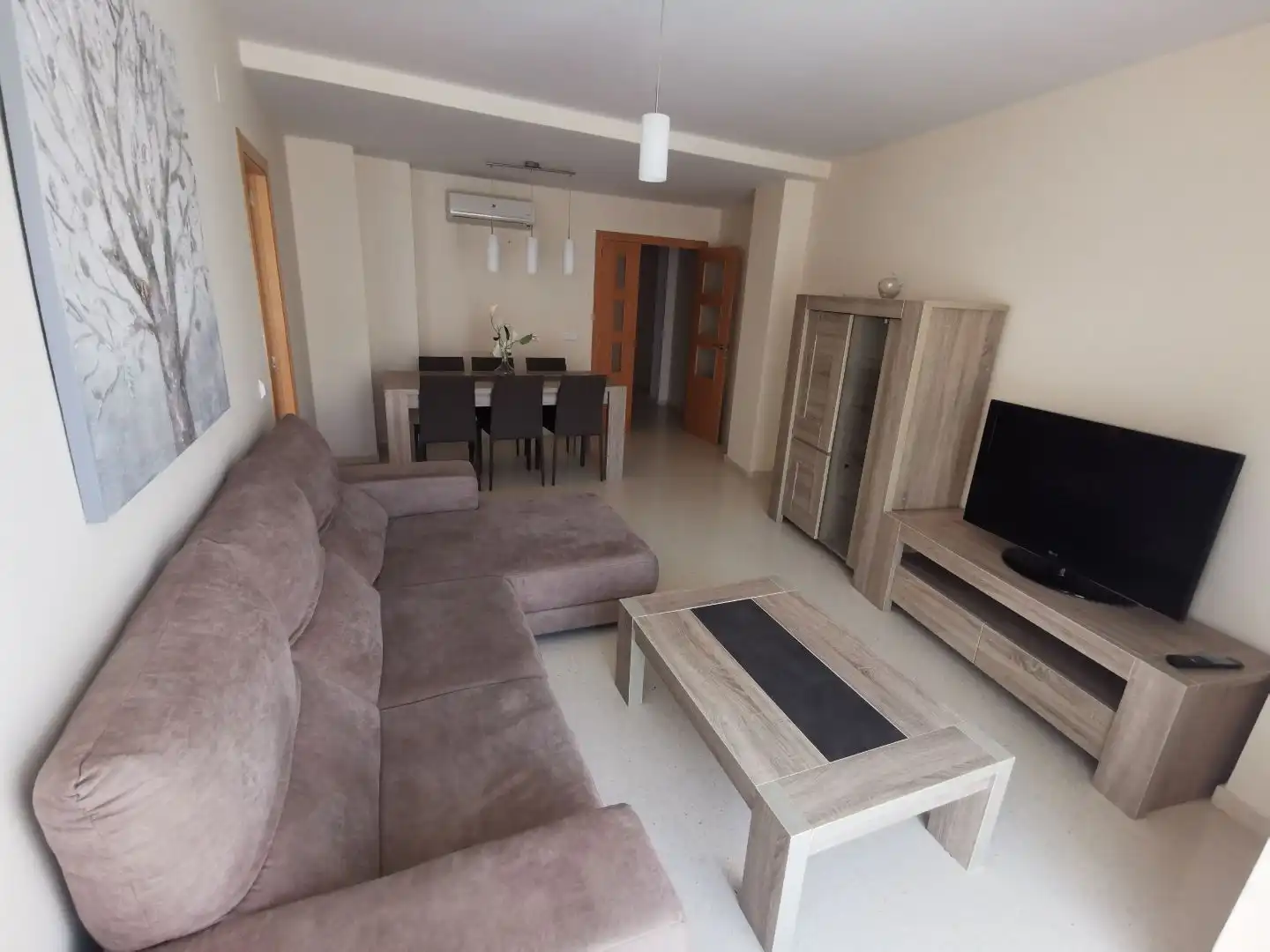 Living room of Flat for rent in Valencia  with Air Conditioner, Heating and Storage room