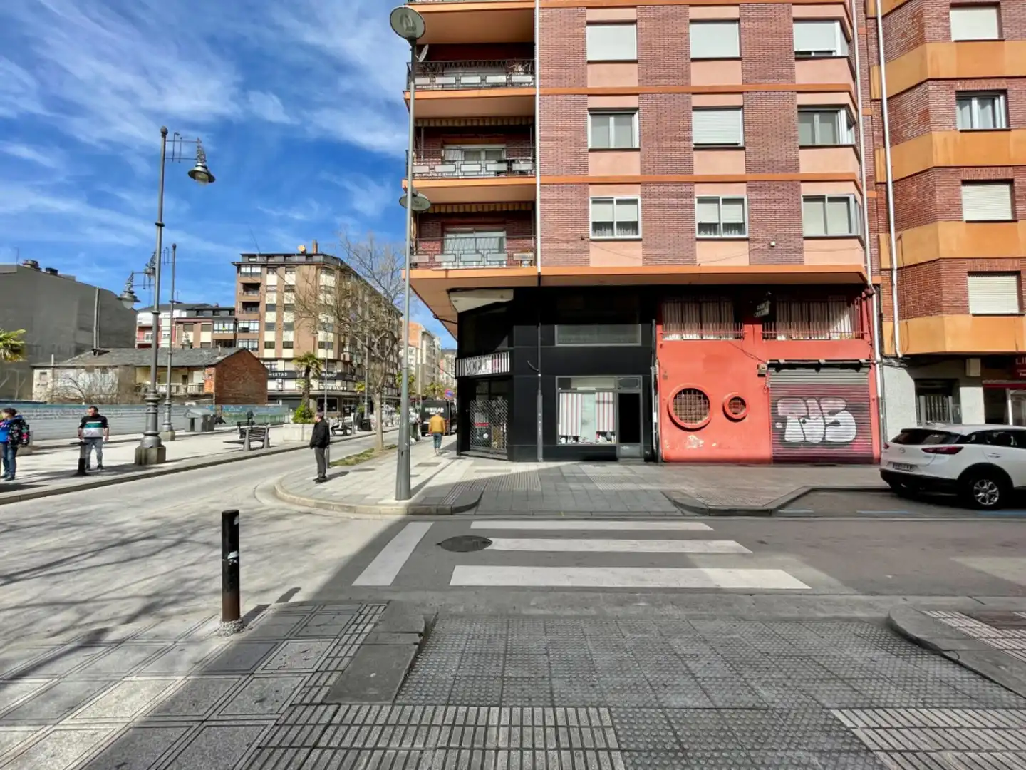 Local comercial en venda a Calle navaliegos  en  ponferrada 6