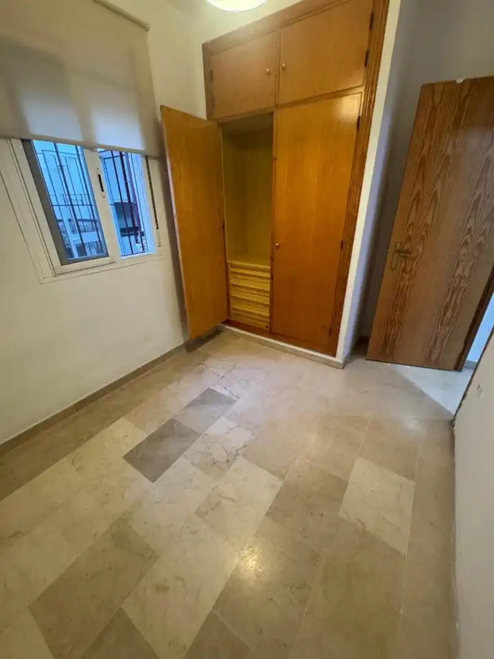 Ground floor with pool to rent in Casco Antiguo, imagen 33