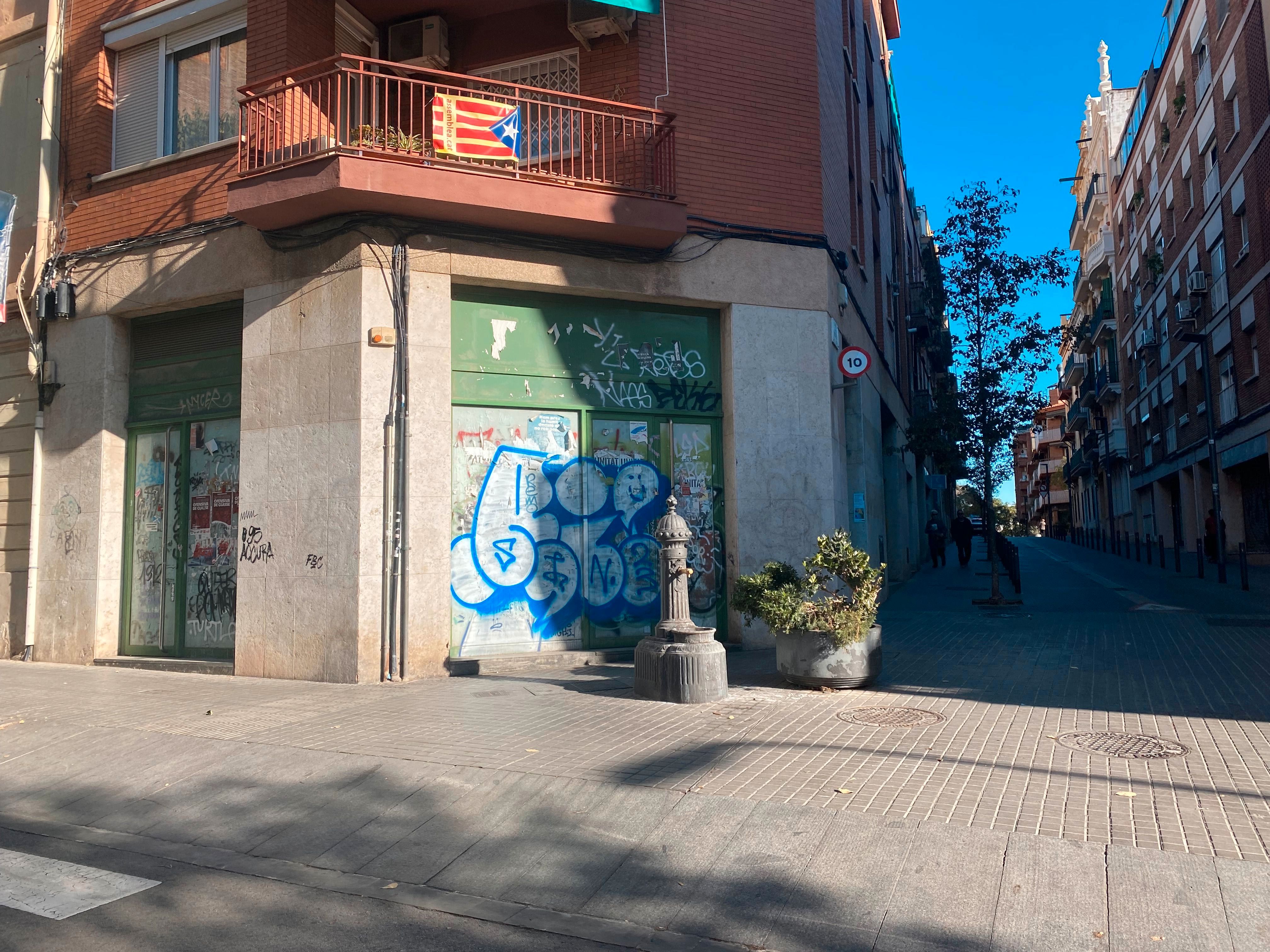 Local en venda a N/A, 19, Sants