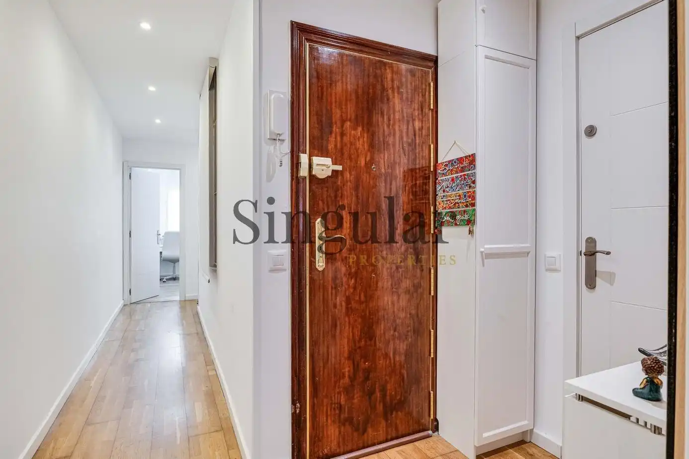 Piso en venta en Barcelona con Aire acondicionado, Calefacción y Balcón