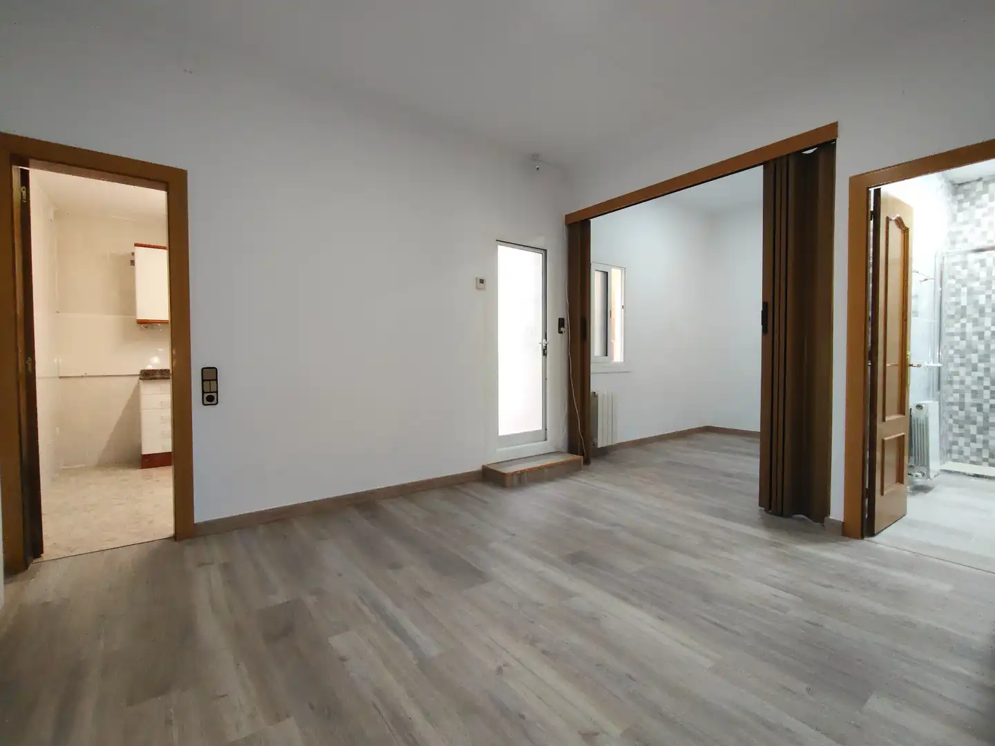 Piso en venta en Ripollet con Calefacción, Parquet y Terraza