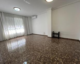 Flat to rent in Parque de la Bombilla