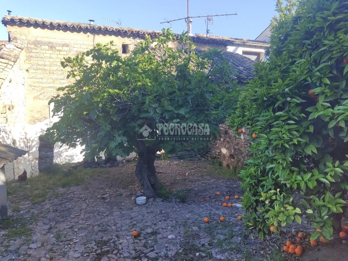 Casa adosada en venda en Úbeda