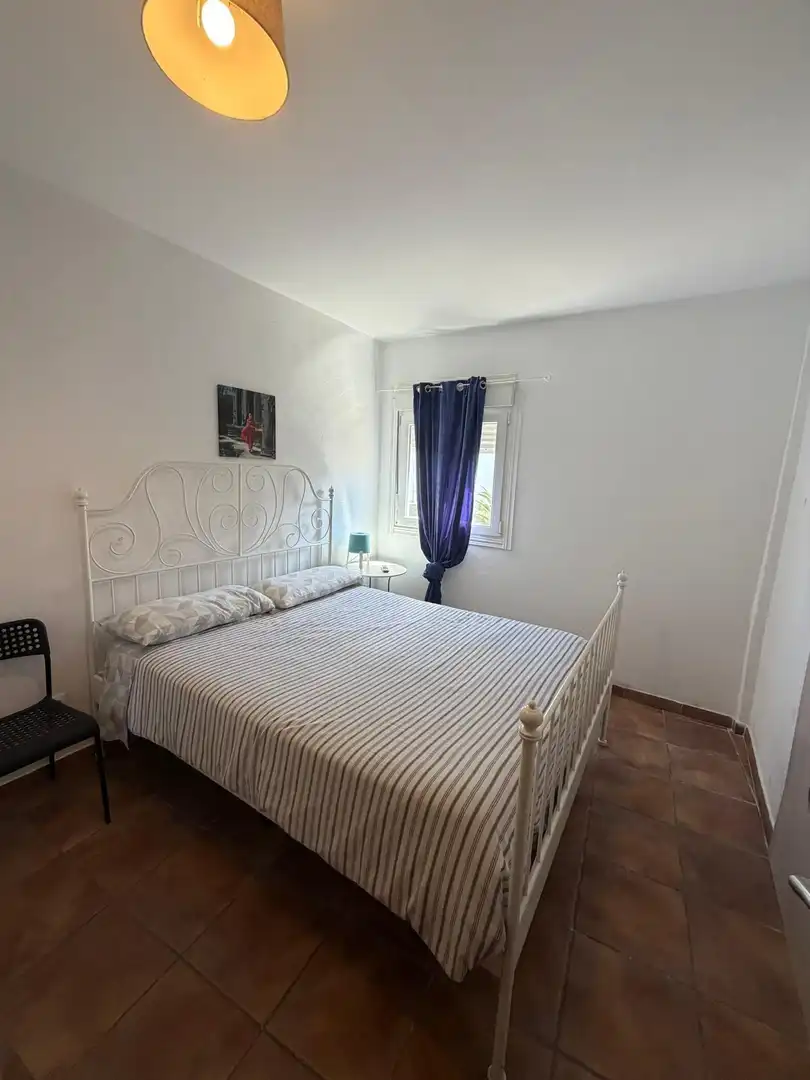 Habitación de Piso para compartir en San Cristóbal de la Laguna con Amueblado