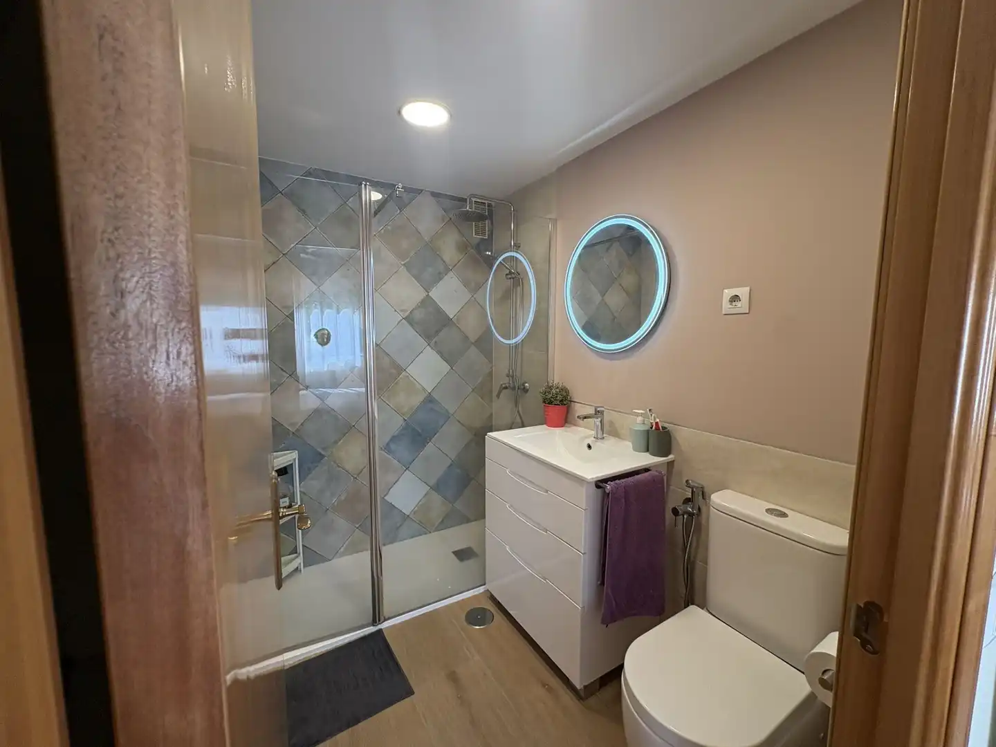 Badezimmer von Wohnung zum Verkauf in Aranjuez mit Klimaanlage und Heizung