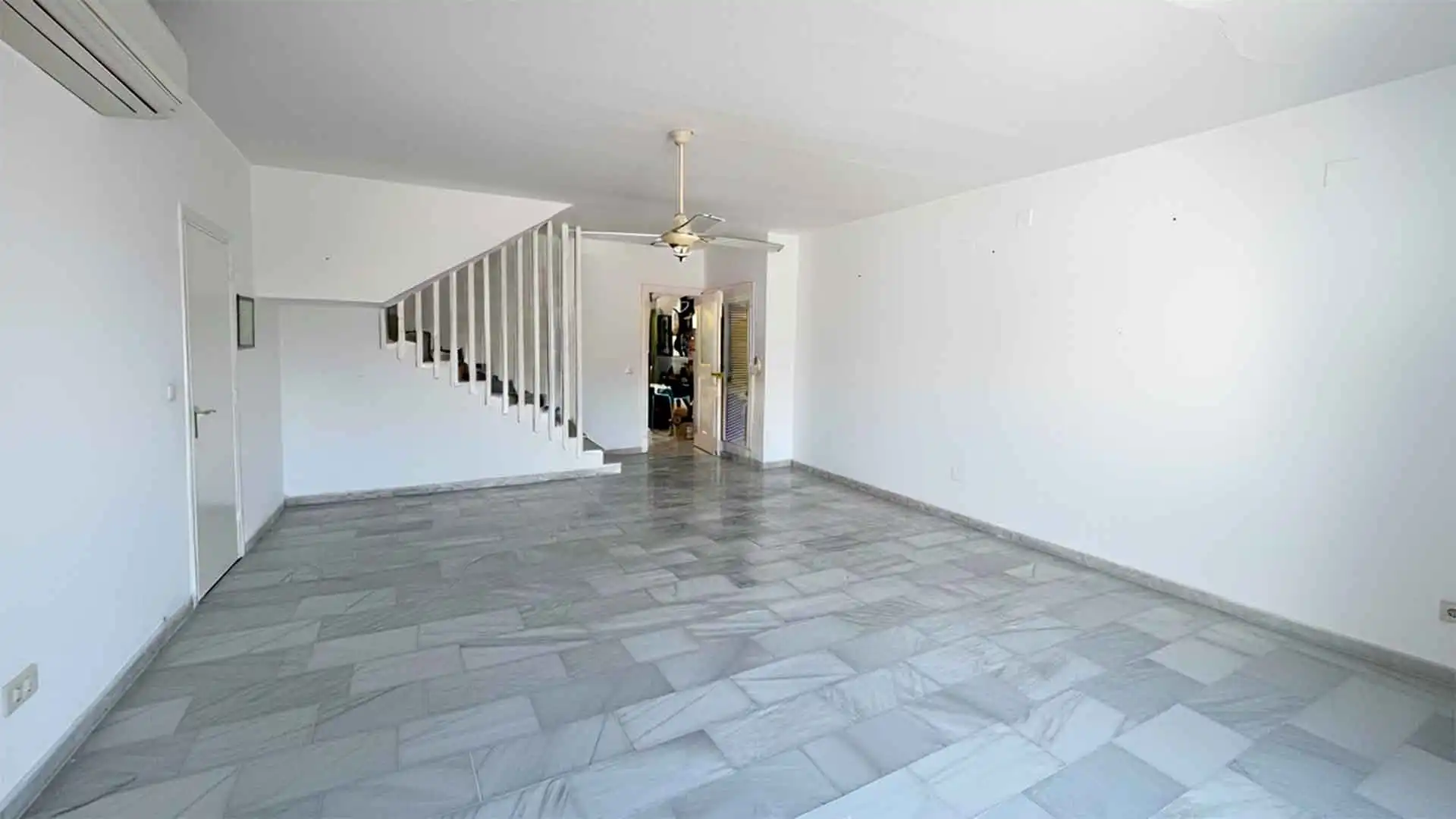 Reihenhaus mit Pool zum Verkauf in MARCASITA-ARROYO PIEDRAS, imagen 6