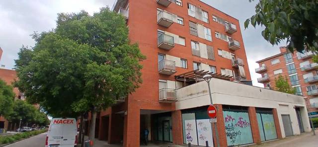 Local comercial en Alquiler en C/ Francesc Maciá  en Maçana