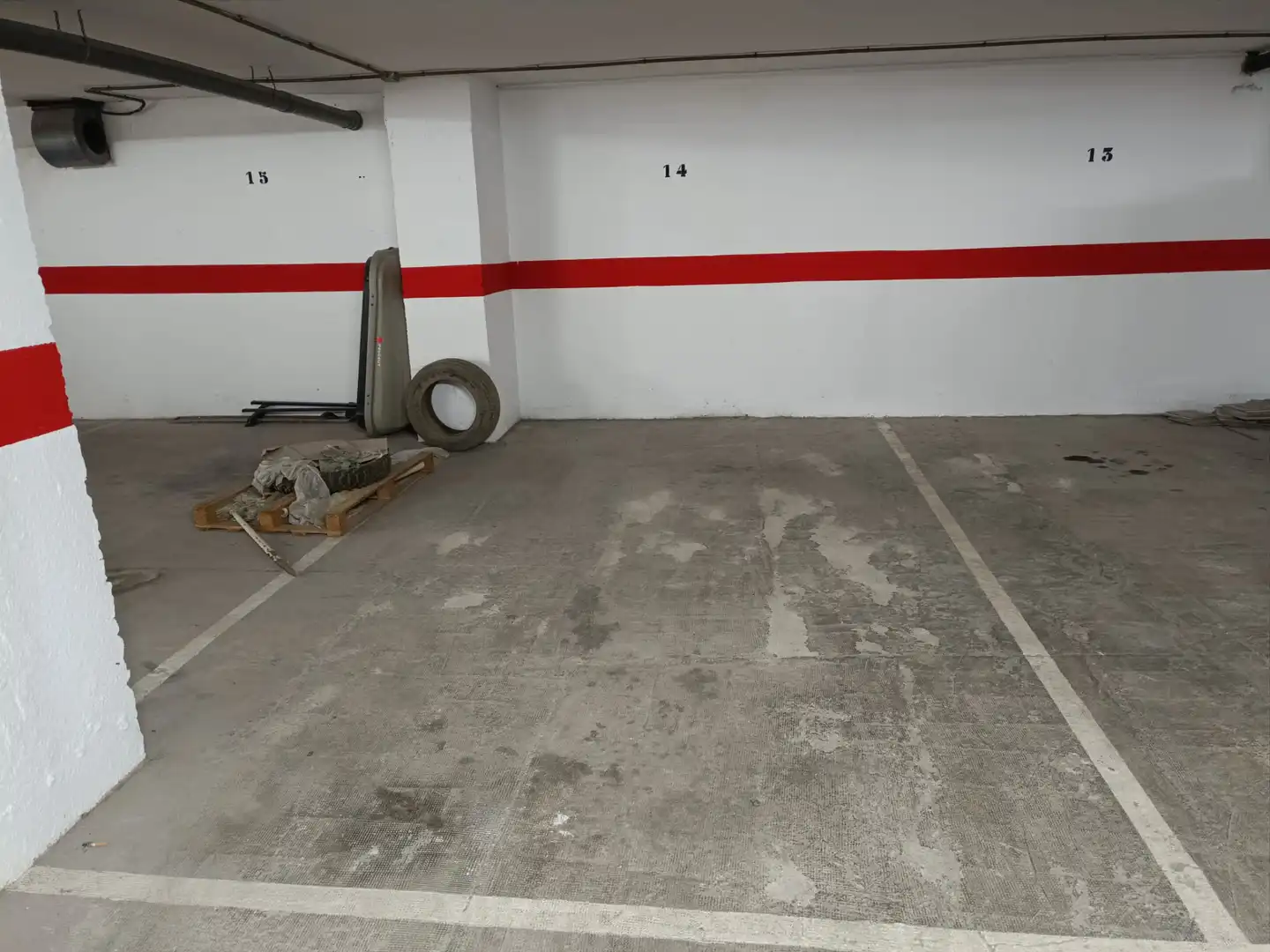 Parkplatz von Wohnung zur Miete in Almuñécar mit Terrasse, Schwimmbad und Möbliert