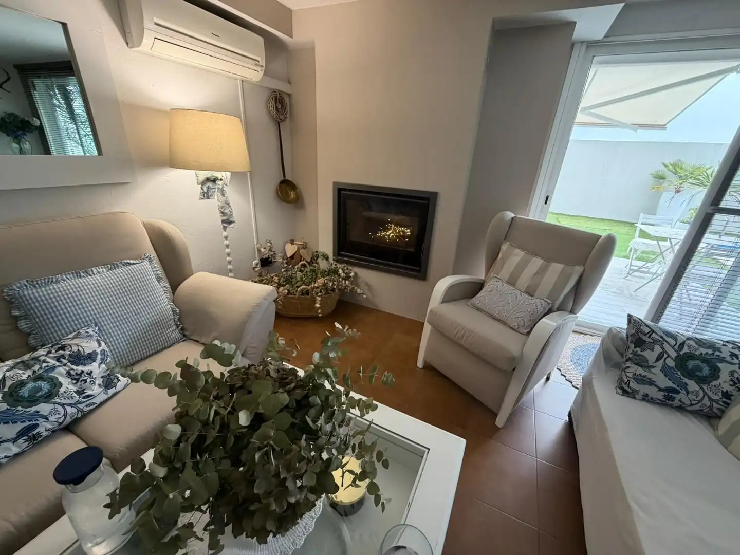 Living room of Houses for sale in Poblete  with Air Conditioner, Heating and Swimming Pool