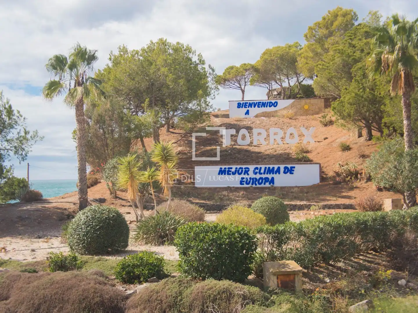 Flat for sale in Torrox  with Air Conditioner and Terrace