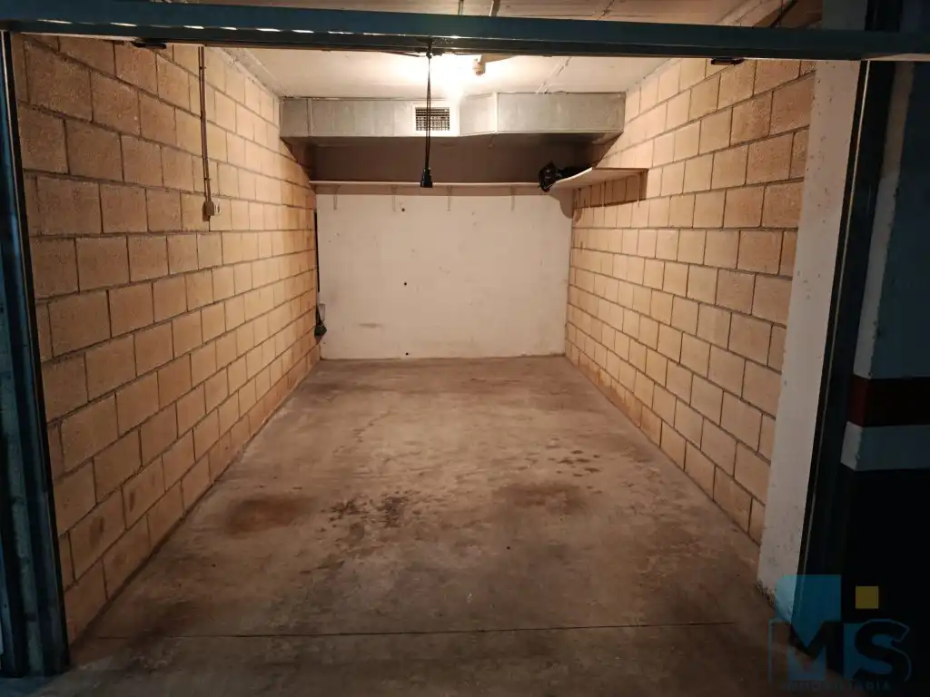 Garage for sale in Pasaia