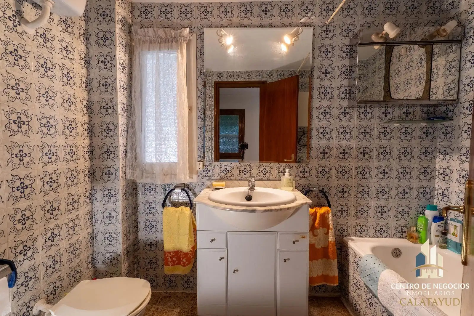 Badezimmer von Wohnung zum Verkauf in Calatayud mit Heizung, Terrasse und Möbliert