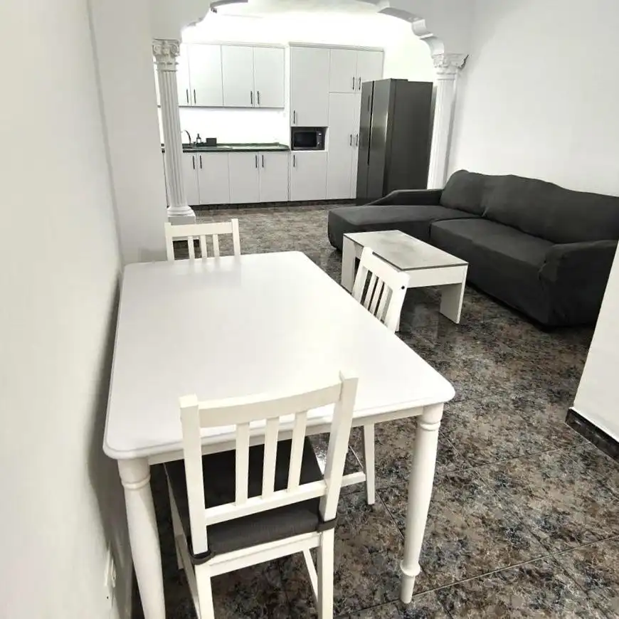 Menjador de Apartament de lloguer en Telde amb Traster i Moblat