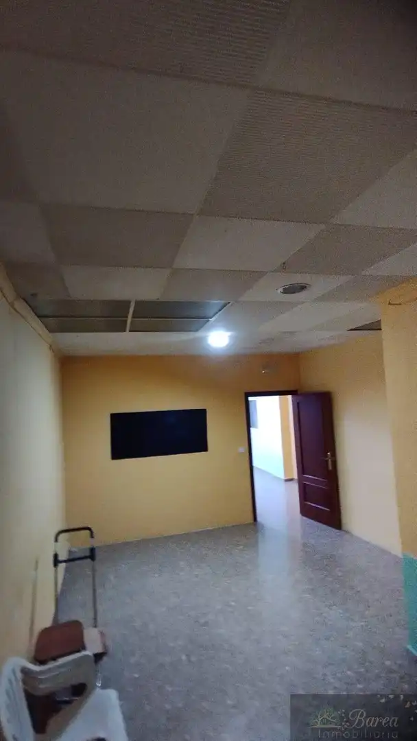 Commercial properties for sale in Rute