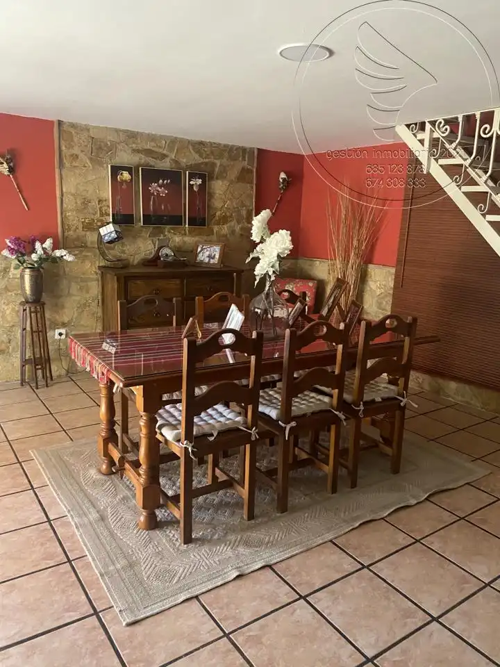 Comedor de Planta baja en venta en Guarromán con Aire acondicionado