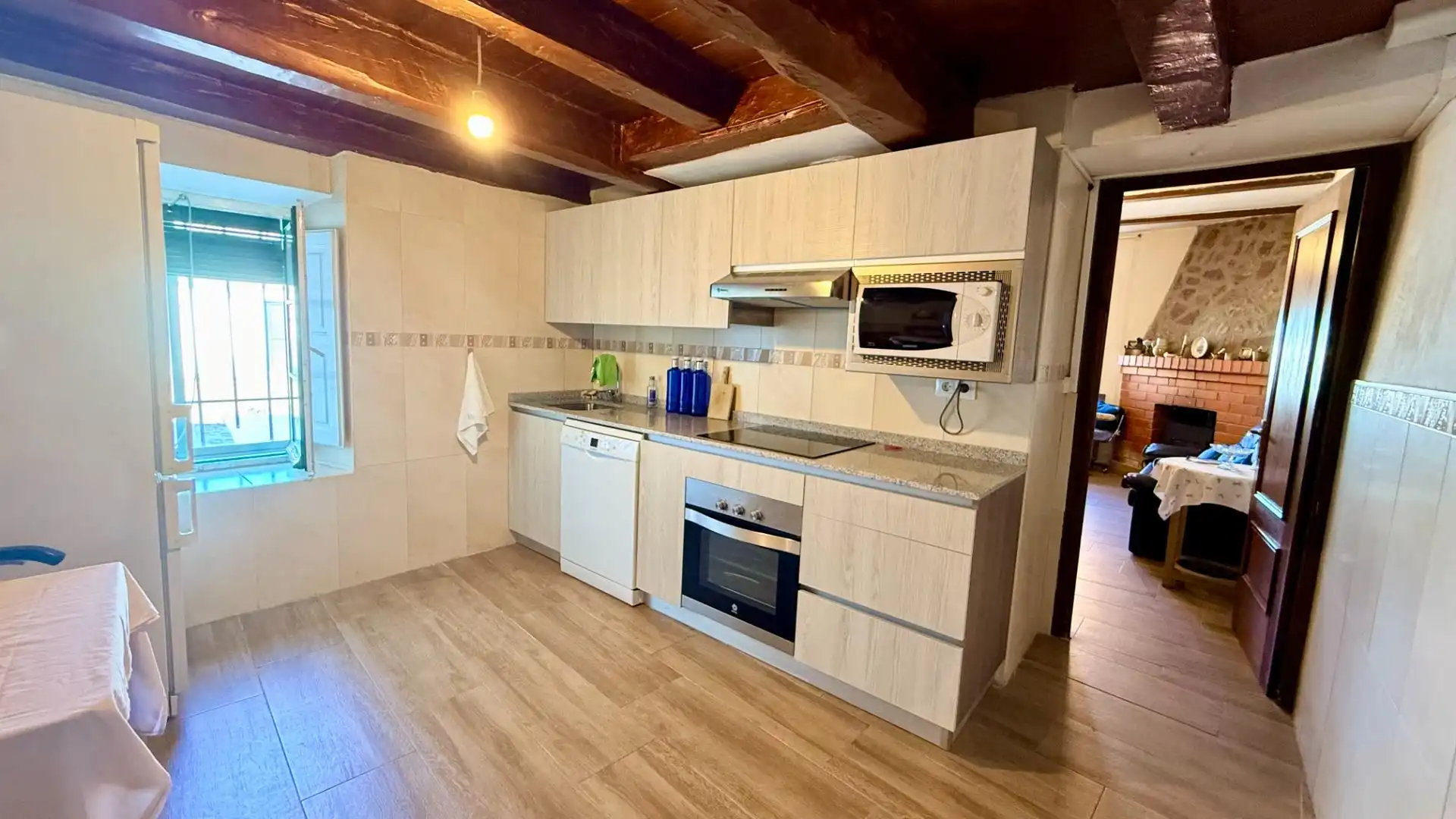 Cocina de Casa o chalet en venta en Fresneda de Cuéllar con Calefacción, Jardín privado y Trastero