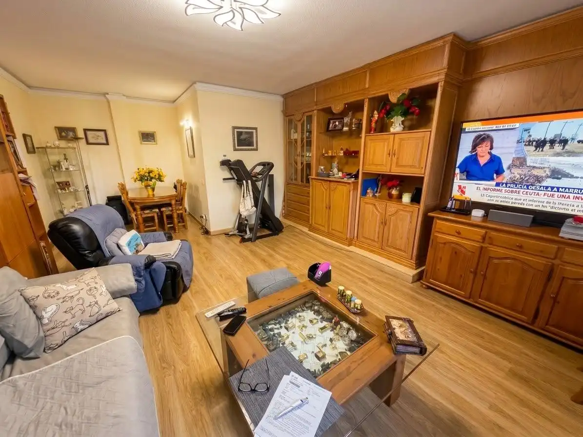 Sala de estar de Casa o chalet en venta en Fuensalida con Aire acondicionado, Calefacción y Jardín privado