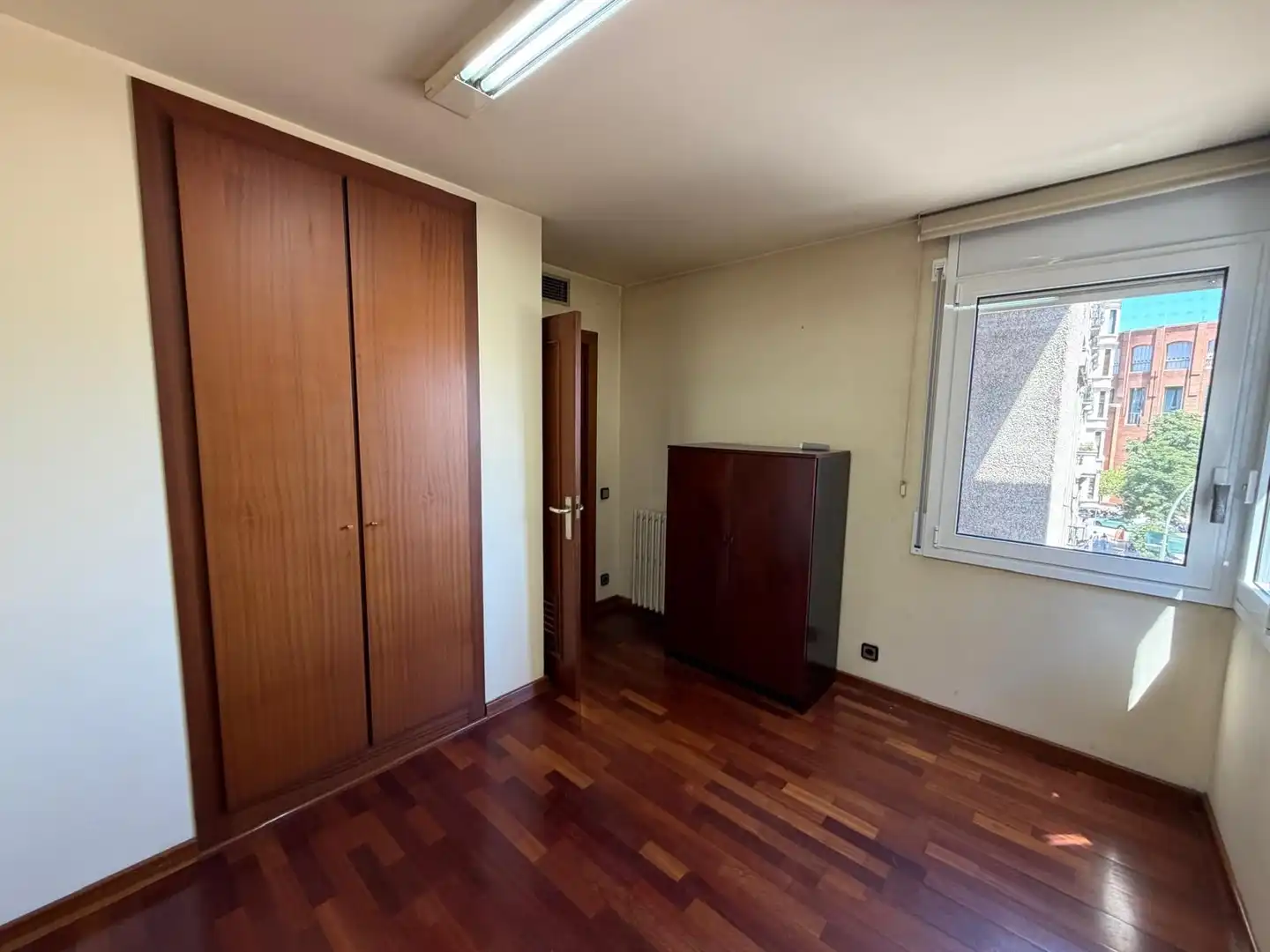 Bedroom of Office for rent in Girona  with Air Conditioner and Heating