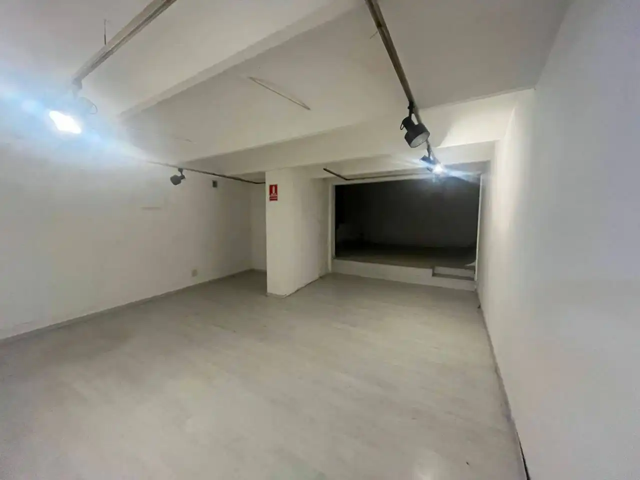 Locale commerciale in affitto a Plaza Sant Joan, imagen 2