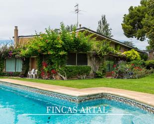 Jardí de Casa o xalet en venda en  Zaragoza Capital amb Terrassa i Piscina