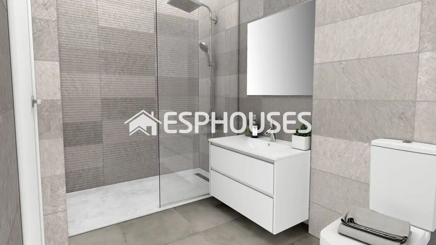 Baño de Casa o chalet en venta en La Manga del Mar Menor con Terraza, Balcón y Piscina comunitaria