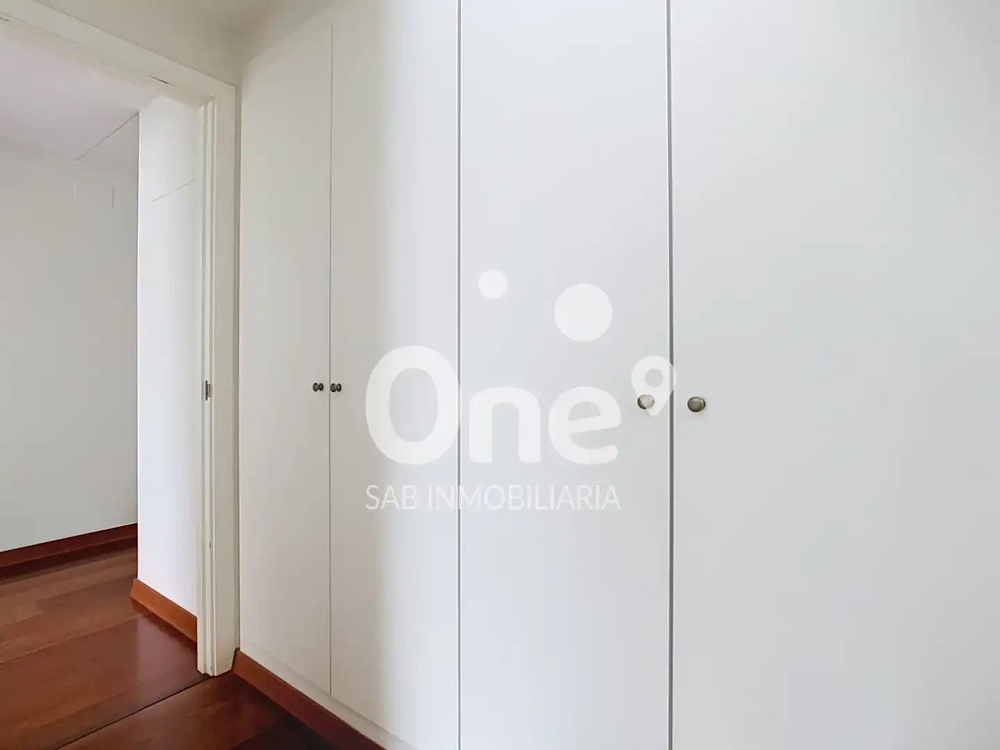 Bedroom of Flat for sale in Paterna  with Air Conditioner, Heating and Parquet flooring