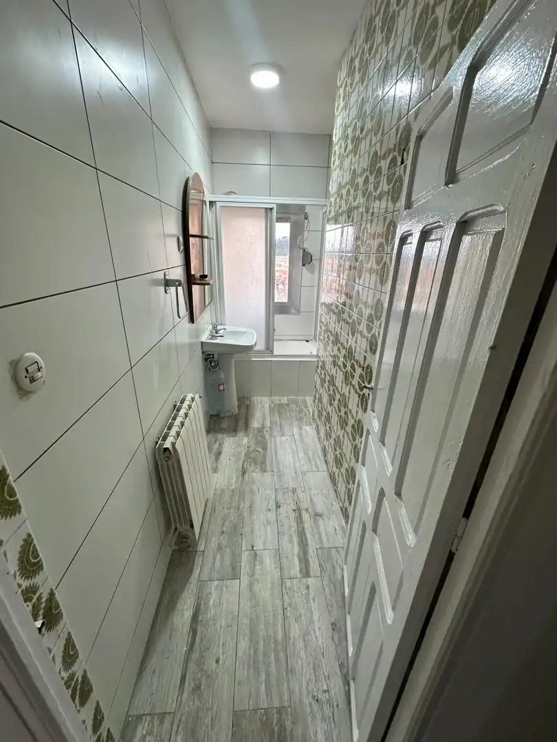 Baño de Piso en venta en Cuenca con Calefacción