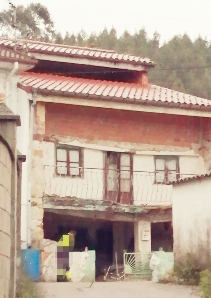 Exterior view of House or chalet for sale in Torrelavega 