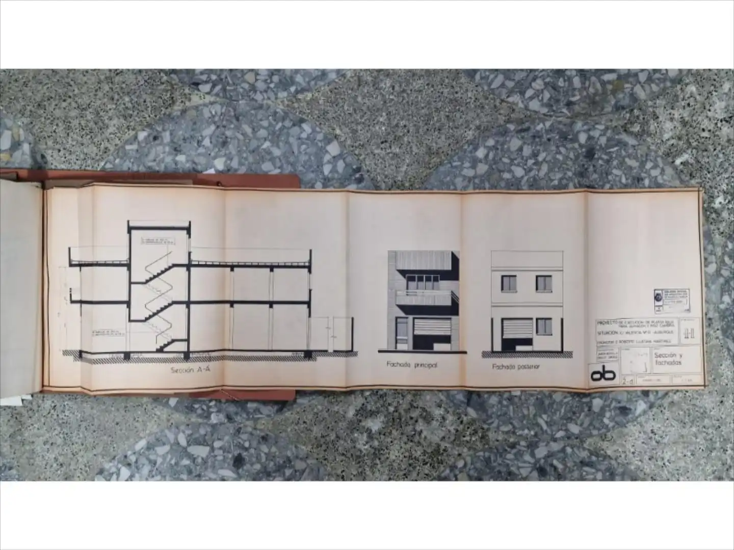 Buildings for sale in Alberic