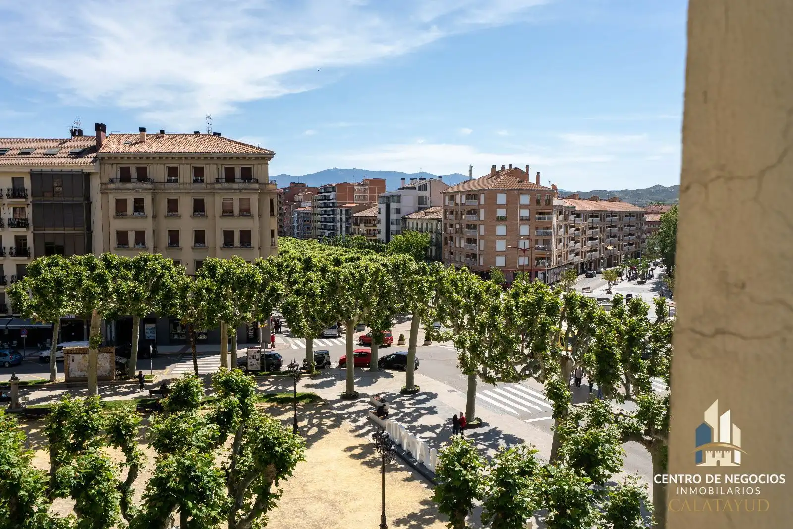 Außenansicht von Wohnung zum Verkauf in Calatayud mit Klimaanlage, Heizung und Parkett