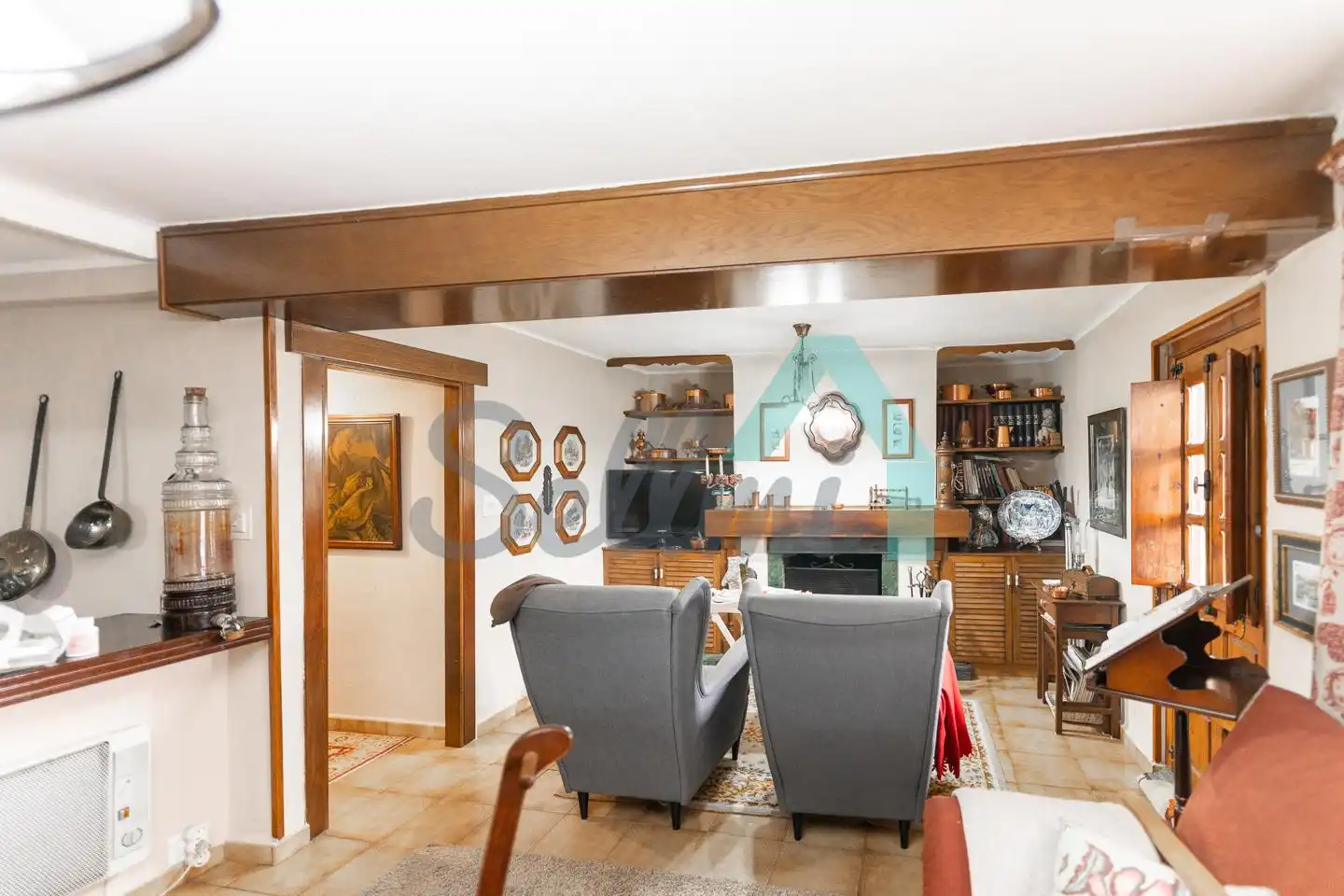 Sala d'estar de Casa adosada en venda en Langreo amb Calefacció, Jardí privat i Parquet