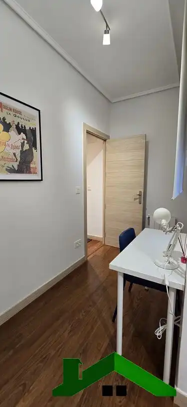 Piso de alquiler en Bilbao  con Calefacción, Terraza y Horno