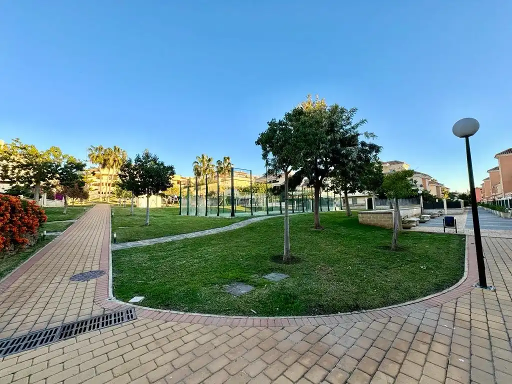 Appartement avec piscine à louer à Calle Aligustres de Baviera, imagen 30