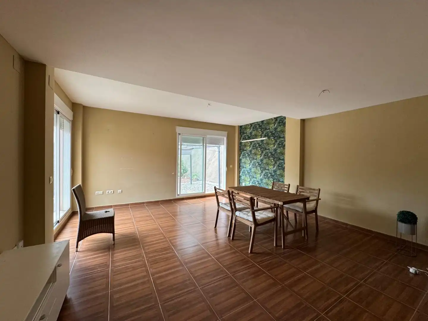 Comedor de Casa o chalet de alquiler en Serra con Calefacción, Jardín privado y Terraza
