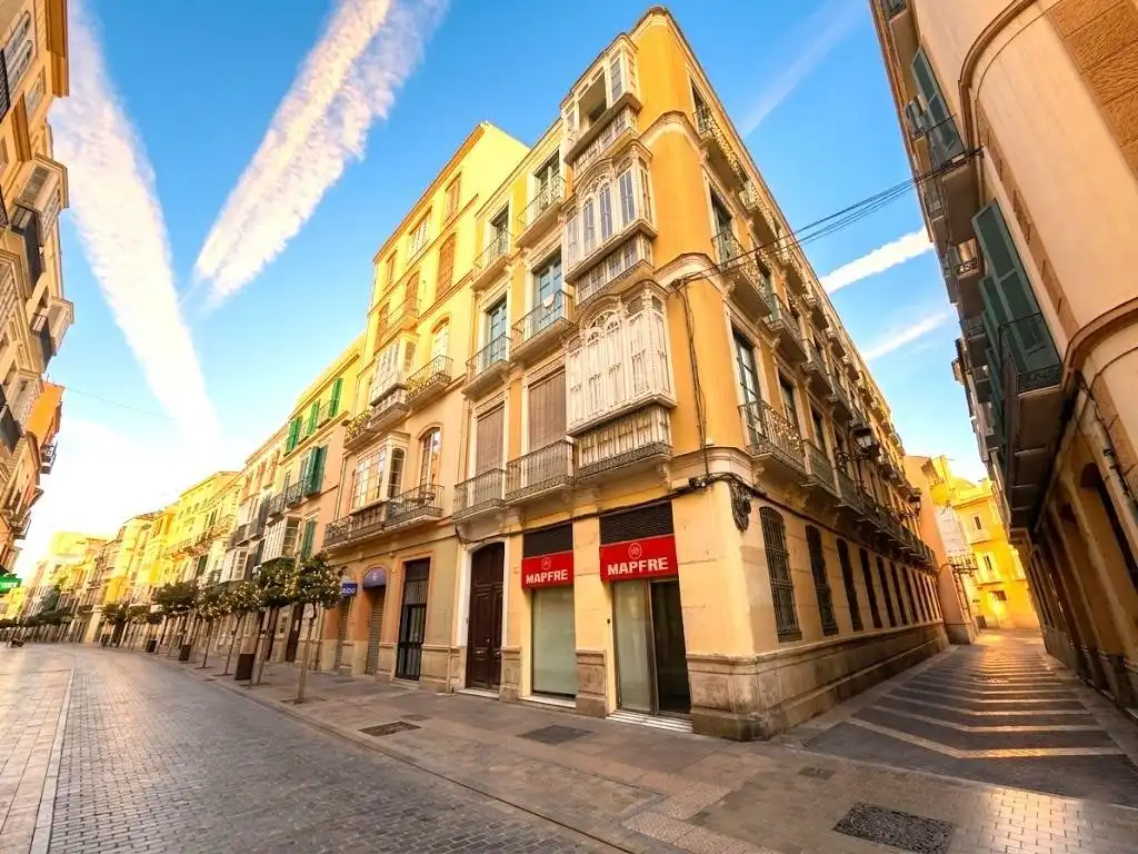 Vista exterior de Apartamento en venta en Málaga Capital con Terraza, Amueblado y Balcón