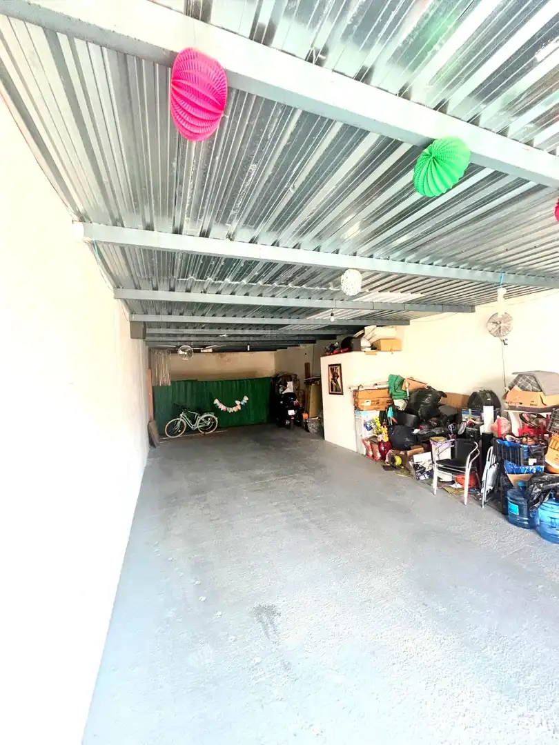 Garage for sale in Alcolea del Río