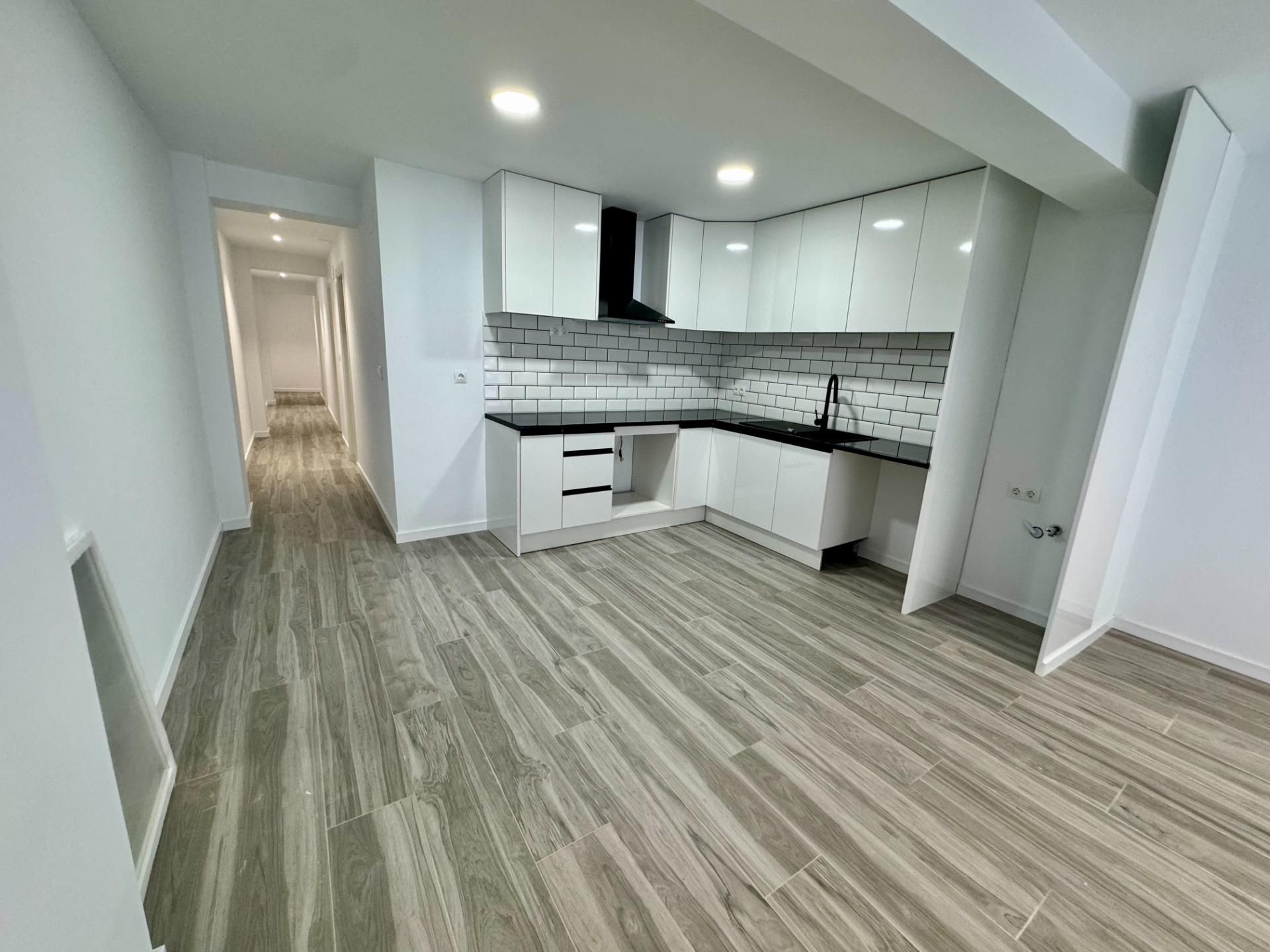 Cuina de Pis en venda en Elche / Elx amb Aire condicionat i Terrassa