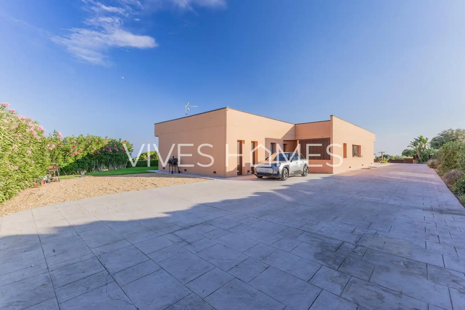 Vista exterior de Casa o chalet en venta en Sant Vicenç de Montalt con Aire acondicionado, Calefacción y Jardín privado