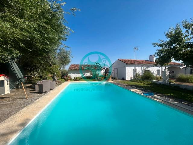 Finca rústica en Venta en Calle Aguaperal en Trujillo