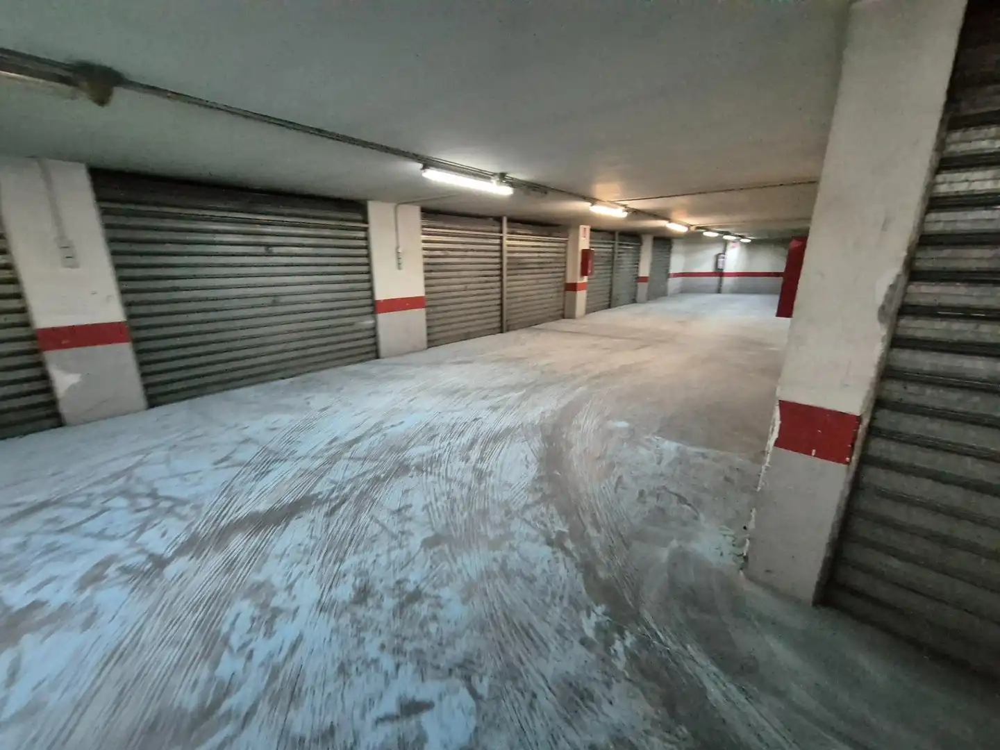 Parkplatz von Garage zum Verkauf in Elda