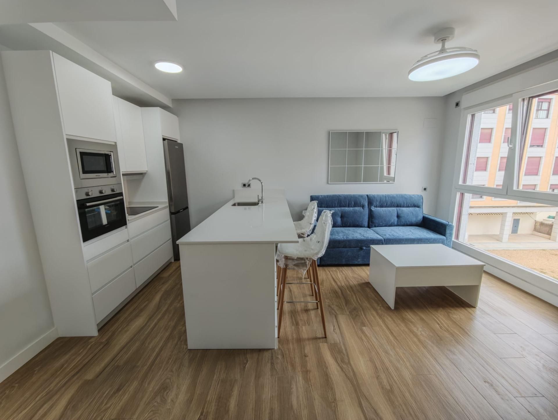 Apartament de lloguer a Plaza Príncipe de la Paz, Casco Antiguo