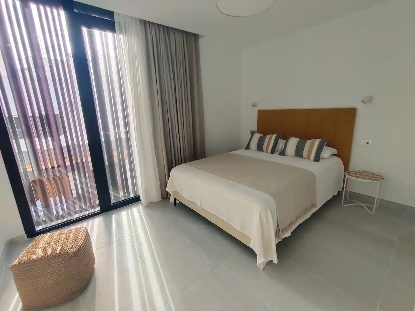 Schlafzimmer von Dachboden zur Miete in Las Palmas de Gran Canaria mit Klimaanlage, Terrasse und Möbliert
