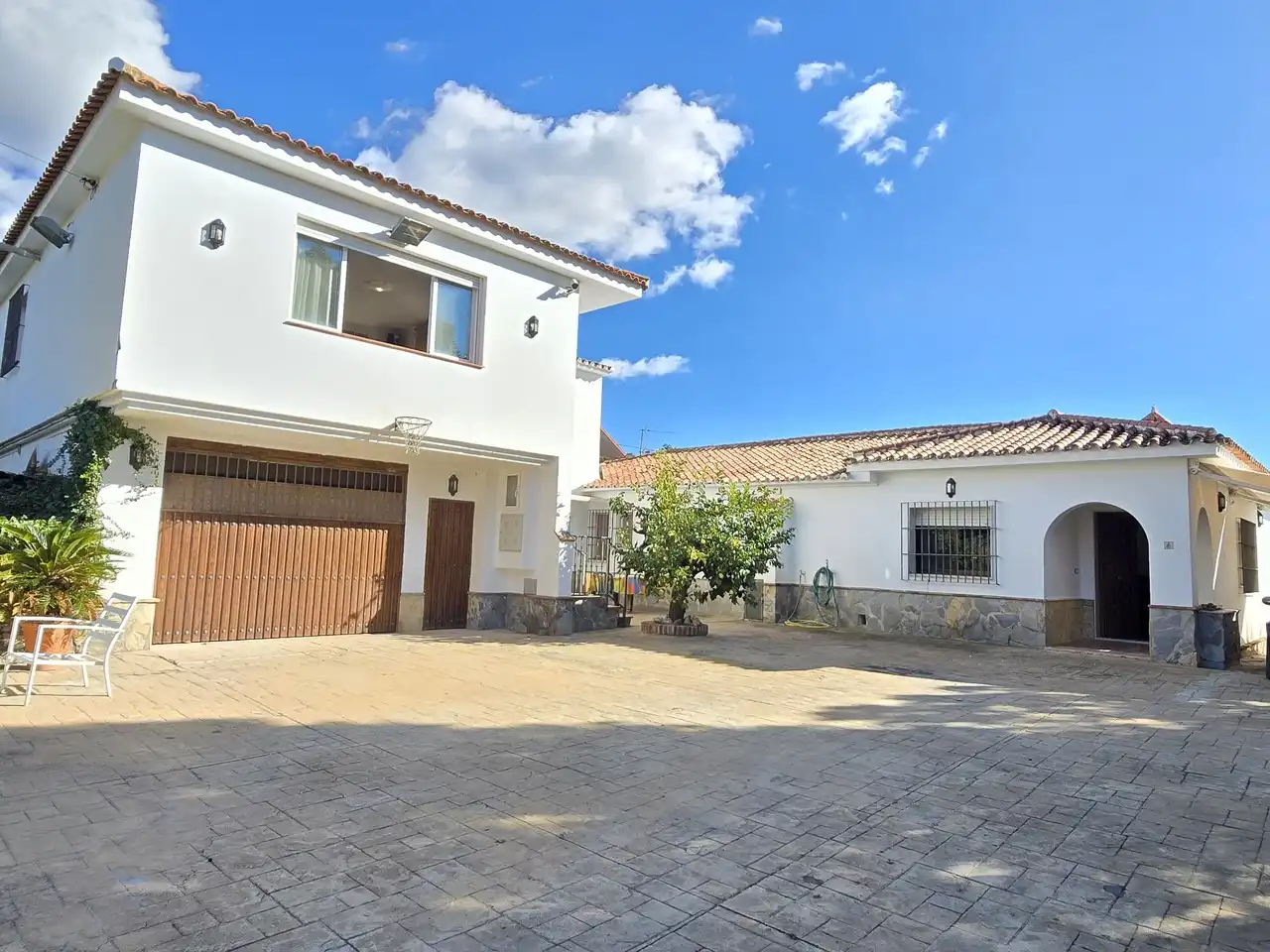 Vista exterior de Casa o chalet en venta en Periana con Aire acondicionado, Terraza y Piscina