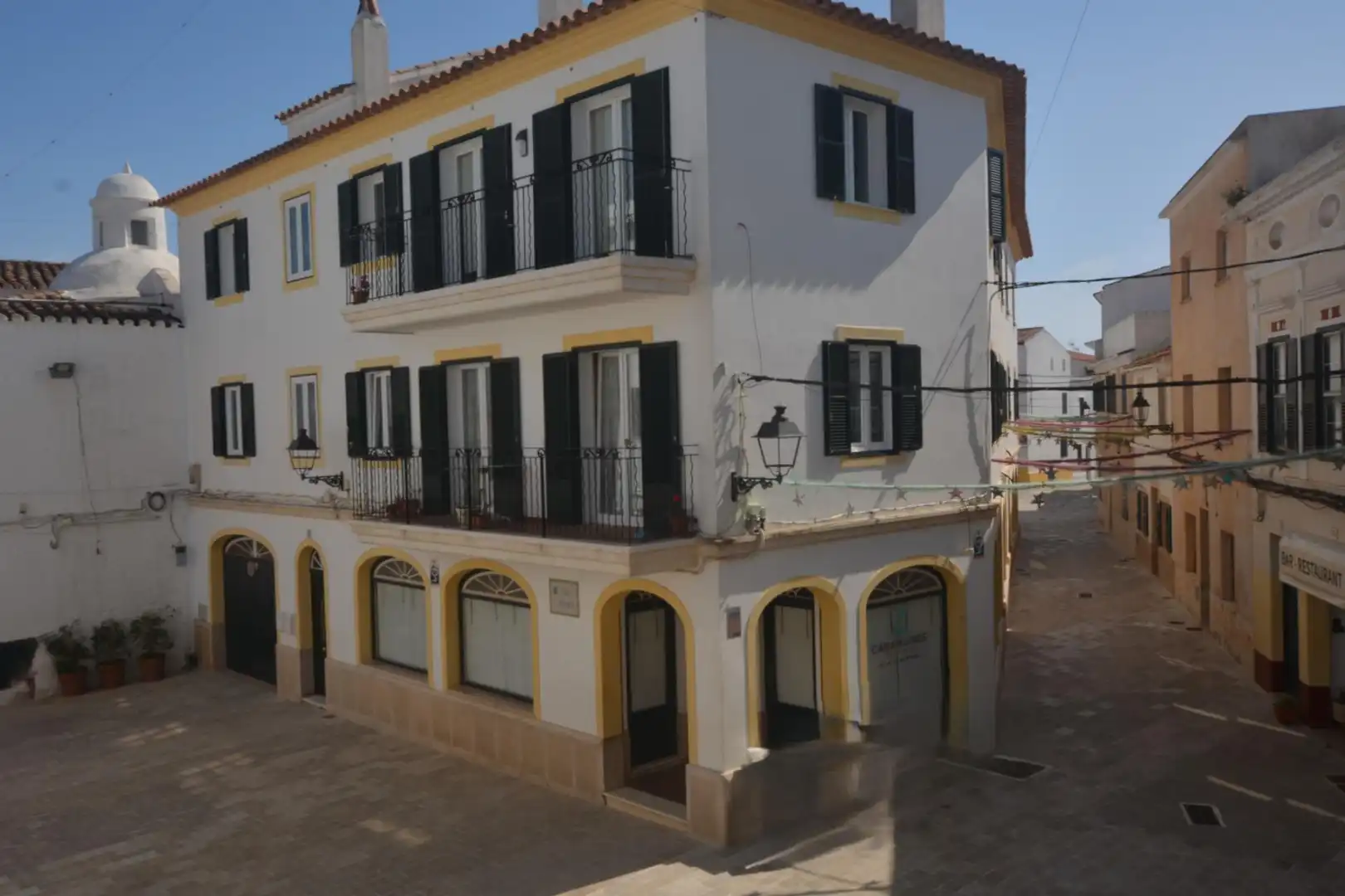 Vista exterior de Local en venda en Es Migjorn Gran amb Moblat