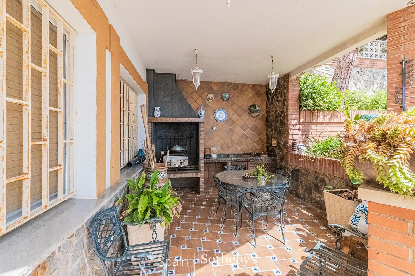 Terrassa de Casa o xalet en venda en Barcelona amb Aire condicionat, Calefacció i Jardí privat