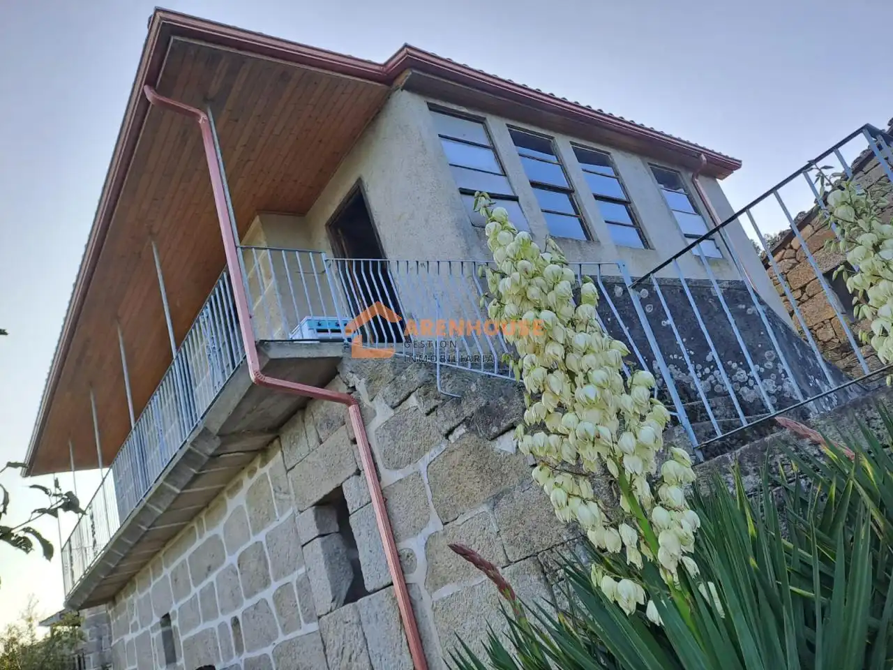 Casa amb terrassa en venda a Amoeiro, imagen 2